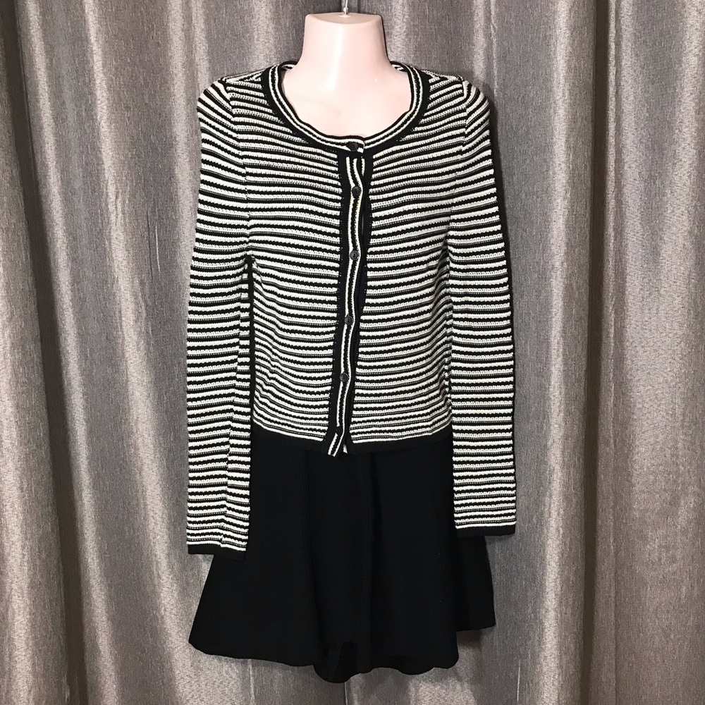 Iroo Striped Black and White Sweater Cardigan